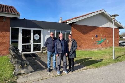 Kurt John Jensen (til venstre), Jørn Nielsen og Ditte Marie Graversen som har kæmpet for, at Borgen kunne få adgang til de gamle skolebygninger i stedet for, at de blev revet ned, må se sig slået.