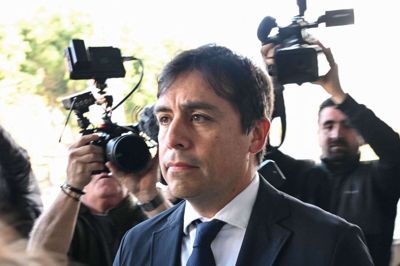Salvador Plasencia er den første person, som har fået udmålt en fængselsstraf i sagen om Matthew Perrys død. Fire andre er ligeledes fundet skyldige.
