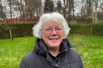Jette Jakobsen Jensen vidste i en tidlig alder, at hun ville være lærer. Hun har altid været glad for sit arbejde, hvilket de 40 år i jobbet også fortæller alt om.
