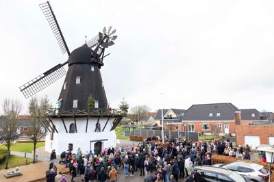 Julemanden blev vækket ved Aulum Mølle. 2. juledag skal julemaden rystes på plads på den 50. udgave af årets julemotionstur med start fra møllen.