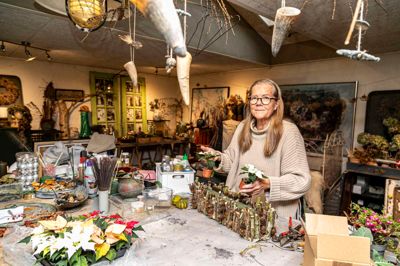 Margit Bruun har ikke haft tid til at holde kurser ved hjemmet syd for Vridsted i år på grund af travlhed med udsmykningsprojektet på Nørre Vosborg.