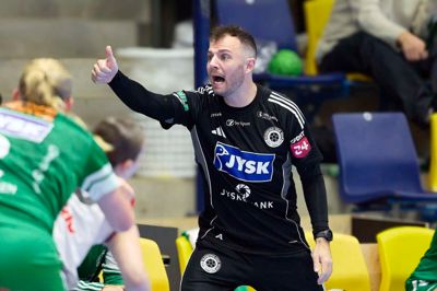 Peter Schilling Laursen ser gode muligheder for en dansk sejr over Frankrig, og de mulige modstandere i VM-semifinalen er han heller ikke skræmt af.