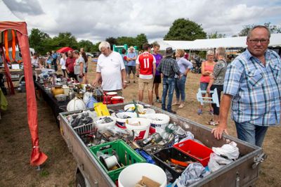 Der er altid masser af kræmmere ved sommerfesten i Drantum.