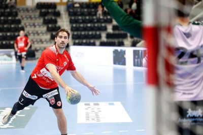 Fløjen Anton Bramming scorede 10 mål i første halvleg og så anden halvleg fra bænken, da HCM storsejrede mod Vendsyssel.