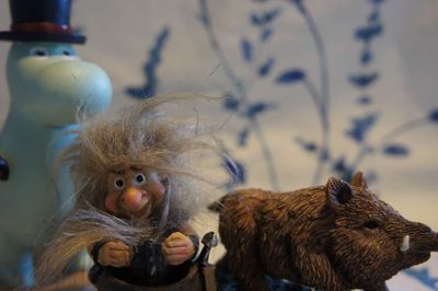 To trolde en norsk og en finsk samt en svensk vildsvin. Det passer lidt til menuen.