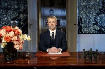 Kong Frederik X holdt for anden gang nytårstale og kom ligesom første gang ind på krigen i Ukraine. - Ukrainerne har aldrig ønsket krig, derfor fortjener de fred, sagde han.