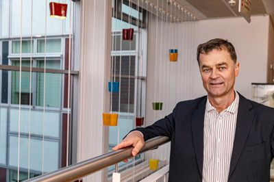 - Vi kommer til at kigge på, hvad der er muligt inden for lovens rammer, siger borgmester Alfred Brunsgaard (V) om Skive Kommunes indkøbspolitik.