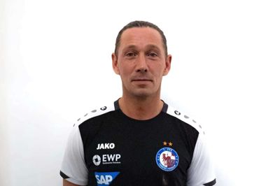 Steen Gravgaard havde nogle hårde uger efter fyringen hos FCM-kvinderne. Men nu har han fået en ny udfordring i Tyskland.