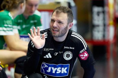 Peter Schilling Laursens Silkeborg-Voel blander sig nu for alvor i kampen om slutspilspladserne.