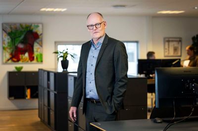 Jørgen Nissen er en erfaren herre i den herningensiske bankverden, og nu skal han være afdelingsdirektør hos Sparekassen Kronjylland.