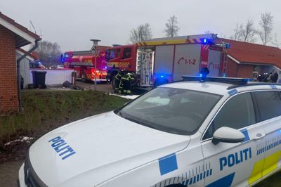 Branden kostede den 46-årige beboer i rækkehuset livet, og han vil fredag blive obduceret i Aarhus for at finde dødsårsagen, oplyser politiet.