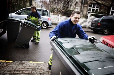 Det kan være et slidsomt arbejde at være skraldemand, hvis der ikke er ordentlige forhold omkring skraldespanden, lyder det fra Arbejdstilsynet. (Arkivfoto).