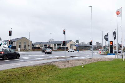 Verdo oplyser, at problemerne med lyskrydset på hovedgaden i Lind skulle være løst.