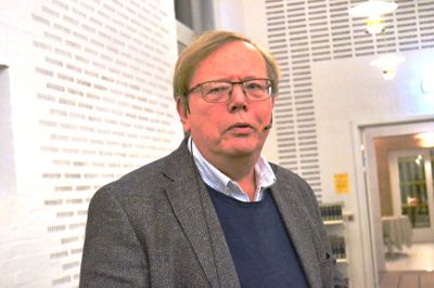 Peter Lodberg besøger Engesvang Sognehus til et foredrag om den spændte situation i Palæstina.