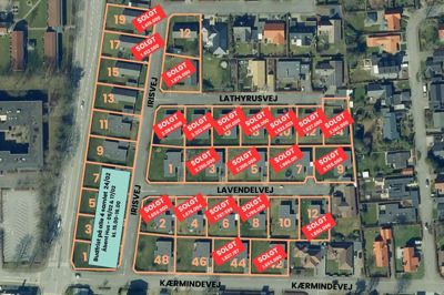 21 af de 34 lægeboliger på Kærmindevej, Irisvej, Lathyrusvej og Lavendelvej i Herning er solgt. Nu kommer turen til fire boliger på Irisvej, som »Nybyggerne« har set sig lune på.