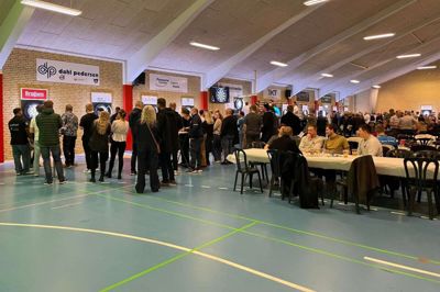 Stævnet i Søby-Højslev Arena er et stort tilløbsstykke. Foto: Højslev Dartklub
