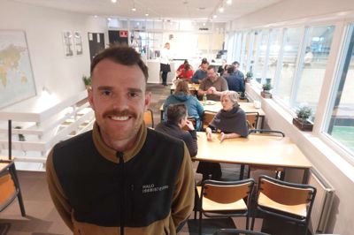 - Fællesskabet er vores værktøj, siger Timring.-Tiphedes nye fællesskabsbygger Mikkel Ebbesen, der skal finde nye veje til at gøre sognet et bedre sted at bo og leve.