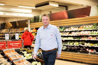 Michael Nygaard Carlsen er ny uddeler i Superbrugsen i Nørre Snede, hvor han og personalet er godt i gang med at vende udviklingen.