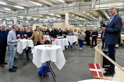 Medarbejdere fra Vinderup var samlet i VTI's produktionshaller, da MIFA-gruppen fredag fejrede MIFA Gruppens 50-års jubilæum med tale af grundlæggeren, Flemming Nielsen. Også hos VestVin i Skive og et datterselskab i Letland blev jubilæet markeret.