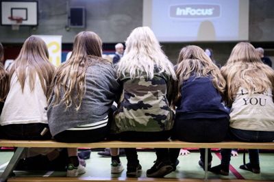 Kampagnen "Uge Sex" foregår altid i uge seks. På billedet kan man se fem elever deltage i kampagne på Heibergskolen i København i februar 2017. (Arkivfoto).