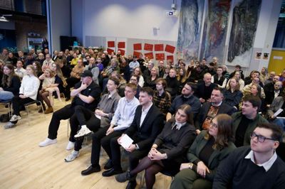 35 nyuddannede pædagoger skal nu ud og gøre en forskel - og for flere af dem bliver det i en børnehave.