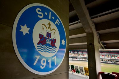 En ny spiller er på vej til Jysk Park.