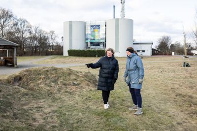 Mie Vej Thunedborg (t.v.) er 30 år, gift og mor til to børn. Hun arbejder som ergoterapeut på Bording Skole. Rikke Krogh Lajevardi er 29 år, gift, mor og hjemmepasser begge sine børn. De to kvinder kan nu realisere en stor drøm