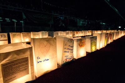 Med lydniveauet fra Heden Live-festivalen i baggrunden ville den traditionsrige lysceremoni til Stafet for Livet ikke kunne gennemføres med den nødvendige respekt for de berørte. Blandt andet derfor bliver Stafet for Livet nu afholdt på en ny dato.