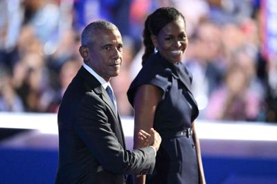 Barack og Michelle Obama fremgår i en video delt af Trump som aber. Det Hvide Hus affejede først kritik, men har siden fjernet videoen(Arkivfoto).