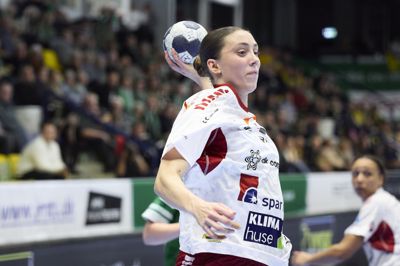 Cecilie Brandt var atter skarp fra højrefløj. Landsholdsspilleren med Herning-rødderne nettede seks gange i Ljubljana.