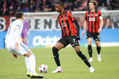 Denil Castillo og resten af FCM-spillerne spiller i aften det første af to opgør mod Nottingham Forest i ottendedelsfinalen af Europa League. Det bliver med slovensk dommerkvartet.
