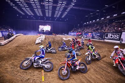 SuperCross bød på stribevis af ræs i Jyske Bank Boxen.