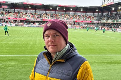 Nikolaj Faber er selv fast tilskuer til SIF's hjemmekampe. Her er han fotograferet inden søndagens kamp mod Viborg.