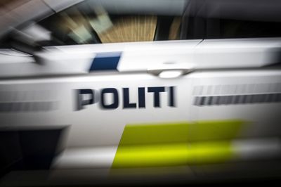 Der var betydelig materiel skade ved sammenstødet, men ingen kom alvorligt til skade ved uheldet.