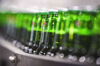 Heineken-koncernen er mest kendt for ølmærket af samme navn, men ejer også rettighederne til brands som Amstel, Moretti og Tiger. (Arkivfoto).