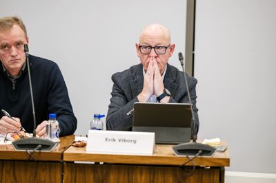 <p class="file-dropover">Der er bekymrede miner i byrådet. Især Erik Viborg (V) der er formand for Kultur- og Fritidsudvalget vil have en permanent løsning på de økonomiske udfordringer i Ringkøbing-Skjern Kulturcenter i Skjern.</p>