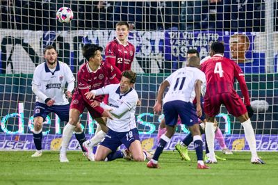 Han-beom Lee,der har godt fat i AGF's Rasmus Carstensen, blev FCM's matchvinder i torsdagens pokalsemifinale i Aarhus.