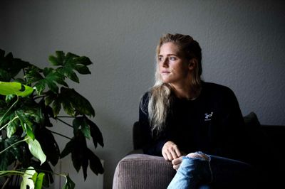 Sarah Iversen har ikke spillet en håndboldkamp siden december 2024, men stregspilleren går efter comeback i DM-slutspillet.