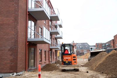 Der bør bygges langt flere almene boliger, mener skribenten på vegne af tre lejerforeninger. »Den almene boligform er solidarisk, fri for spekulation og bygger på beboerdemokrati,« anfører han.