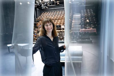 Karin Bang Heinemeier kan snart opleves på Herning Ny Teater i forestillingen »Til døden jer skiller«.