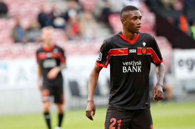 Denil Castilo fylder i denne måned 22 år og har allerede fået en tidlig fødselsdagsgave i form af en ny femårig kontrakt med FC Midtjylland.