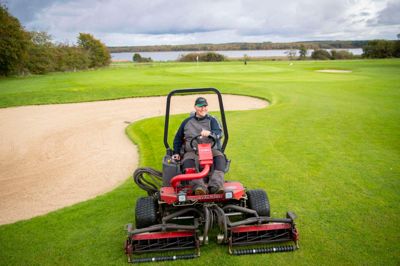 Tange Sø Golfklub har øget medlemstallet og er nu oppe på 966 medlemmer.