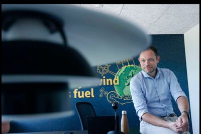 Everfuel-stifter Jacob Krogsgaard oplyser, at man i første omgang vil lave et 200 MW-anlæg ved Vejen, men at det senere kan tidobles i størrelse.