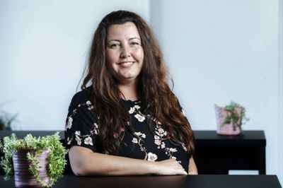 Christina Jennings vil skabe nyt liv i Hagebro Kro, der skifter navn til Kroen ved Åen.