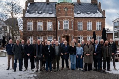 Regattakorpset er siden dette billede blev taget udvidet til omkring 50 personer fra lokalområdet. Det er den gruppe, som skal i gang med at tegne de såkaldte hjertesponsorater til Regattaen, der finder sted fra den 13. til den 15. august.