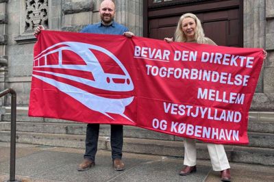Dina Andersen-Raabjerg, K, fra Ikast og Nils Brøgger, SF, Amager er uenige om mange ting. Men også enige om at bevare den direkte togforbindelse mellem Vestjyllandog København.