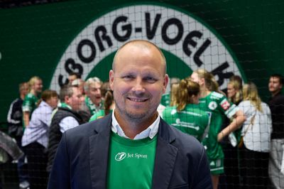 Jakob Andreasen er lykkedes med at styrke truppen, men i første omgang er holdet ramt af skader og graviditeter.