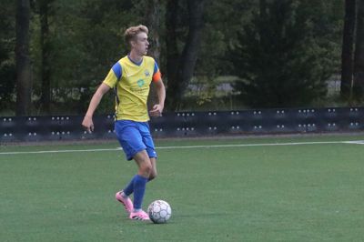 Lasse Søndergaard og holdkammeraterne for SIK's U19-hold skal møde Holstebro i kampen om det jyskfynske mesterskab.
