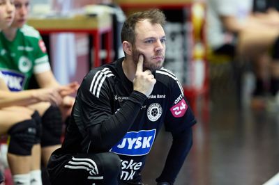 Peter Schilling Laursens sidste sæson i Silkeborg-Voel i denne omgang ender med en tur i kvalifikationsspillet til ligaen.