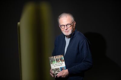 Jens Rasmussen var i mange år ansat på Midtjyllands Avis. Han har udgivet en bog om sin tid som sportsjournalist.